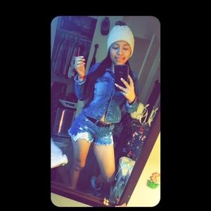 Meet your Posher, Nohemy